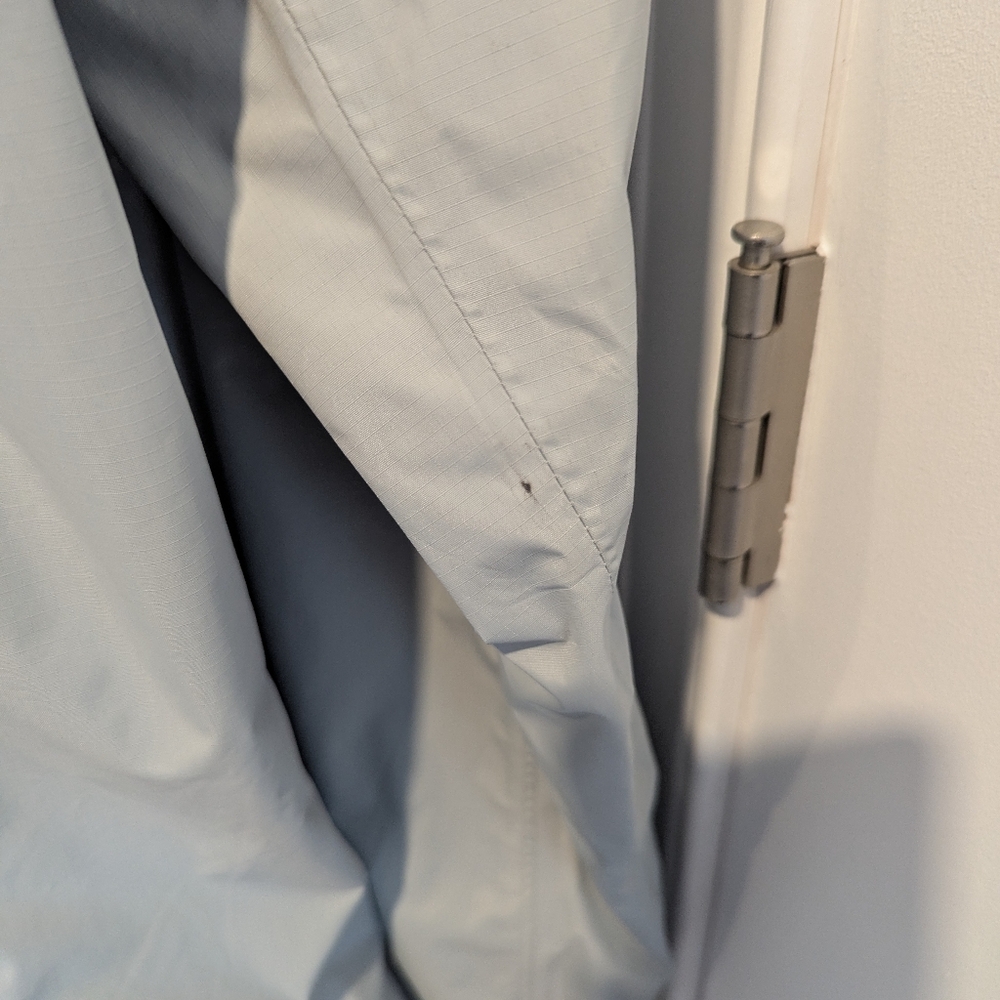 The North Face Hyvent Gray and Pink Jacket - Picture 8 of 8